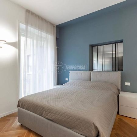 Milano - Delizioso Appartamento In Pieno Centro. Fancy Yellow Apartments Exterior foto